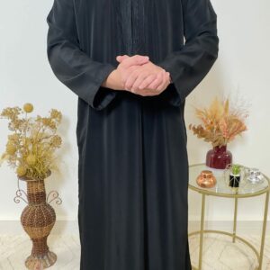 Qamis Emirati noir